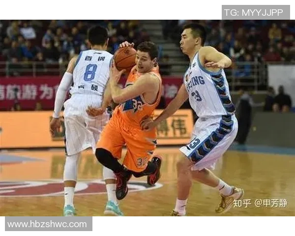 成都篮球队状态引发热议球迷对球队表现褒贬不一